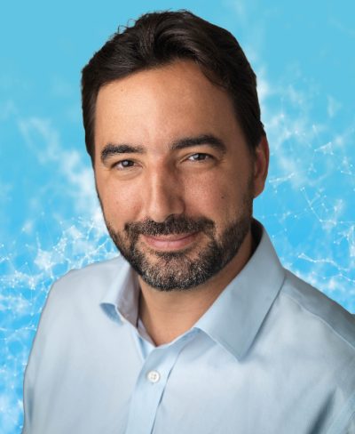 2021 Headshot Eduardo Robaina